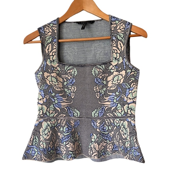 BCBGMaxAzria Alonya Knit Peplum Top Bare Pink Floral size Small - Picture 2 of 8